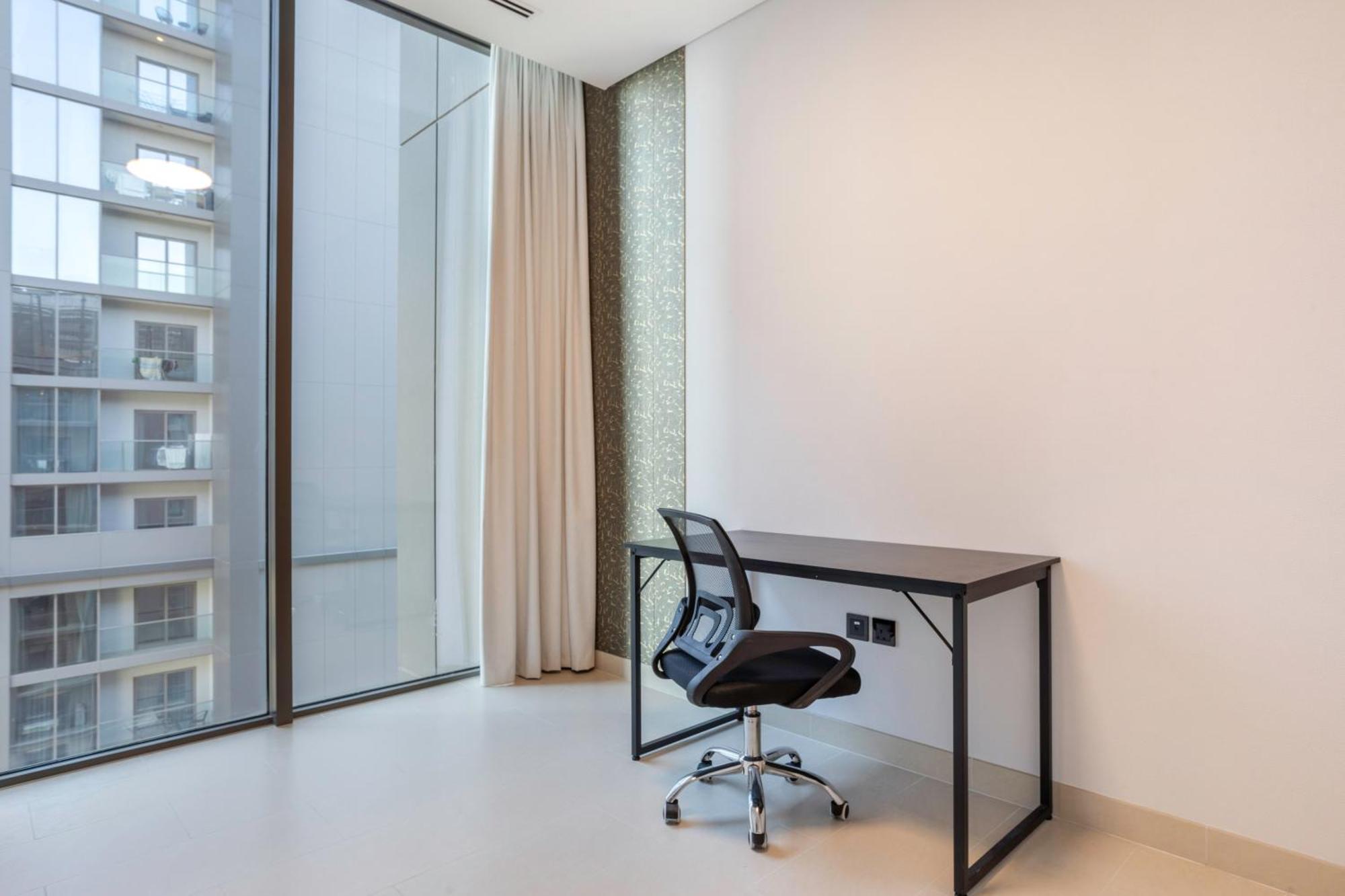 Stay By Latinem Luxury 1Br Plus Study Holiday Home Cv A2712 Near Downtown ドバイ エクステリア 写真